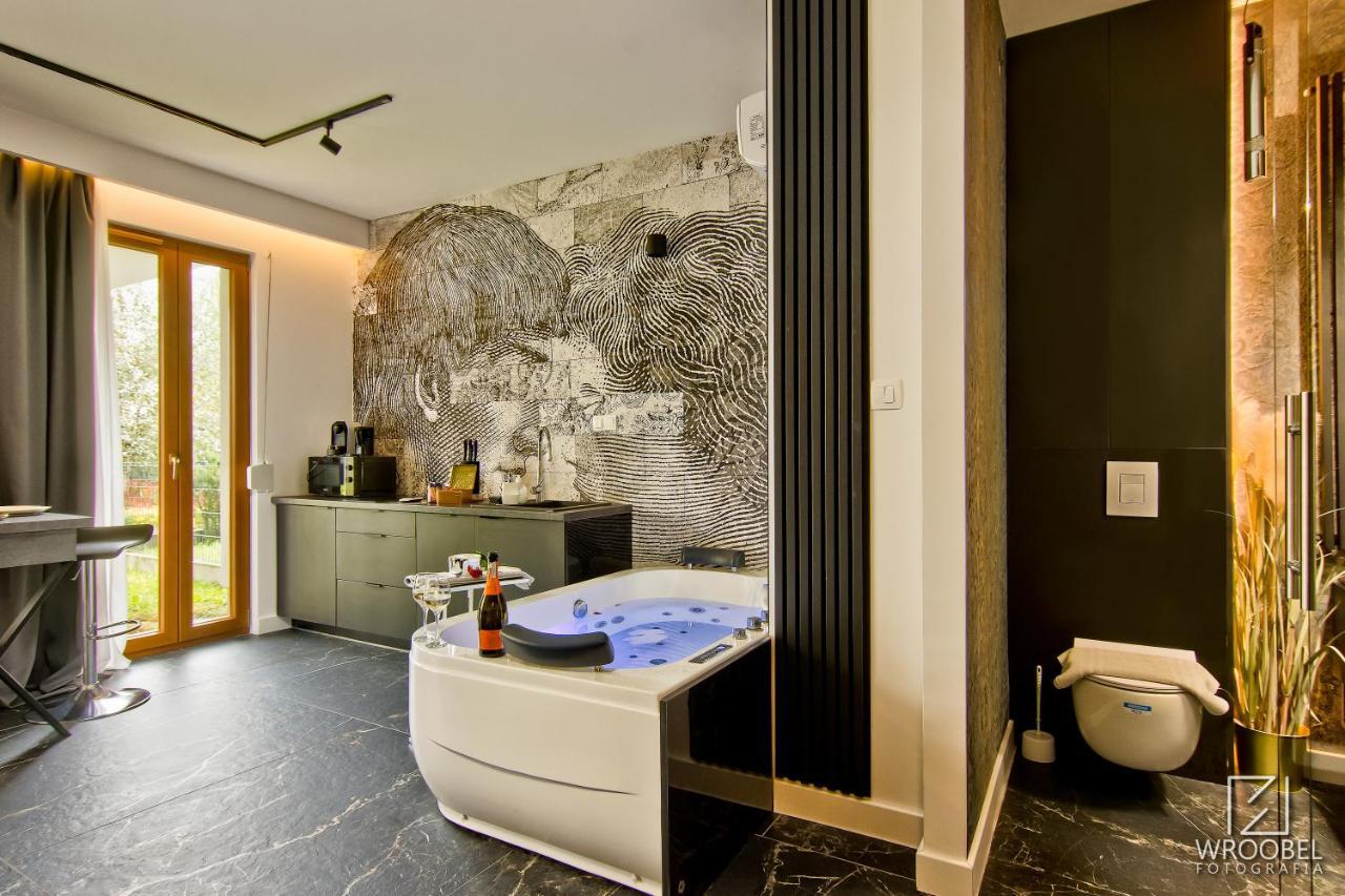 Jacuzzi Rakowicka Top Apartments Krakow Bagian luar foto