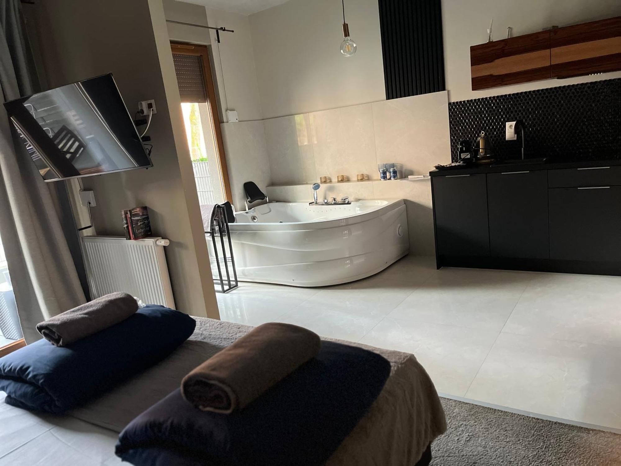 Jacuzzi Rakowicka Top Apartments Krakow Bagian luar foto